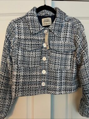 NWT Blue and White Bouclé Button Crop Jacket